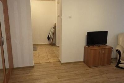 Apartament cu 2 camere în Tudor Vladimirescu