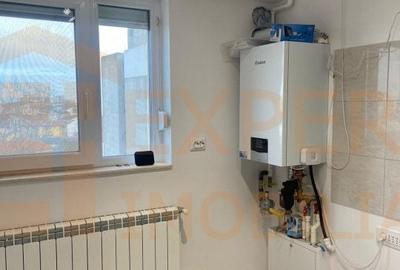 Apartament cu 2 camere decomandat în Casa de Cultură