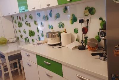 Apartament cu 4 camere decomandat în Exterior Sud
