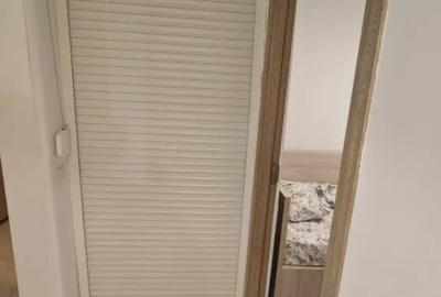 Apartament cu 3 camere decomandat, mobilat în Poarta 6 - 10