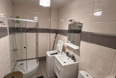 Apartament cu 3 camere decomandat în Florești - 7