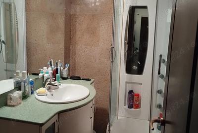 Vanzare apartament 3 CAMERE - CENTRAL - 6