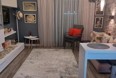 Apartament cu 2 camere decomandat în Agigea