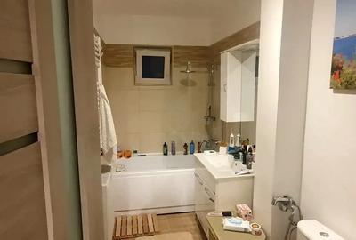 Vand apartament 4 camere in Moine?ti - 2