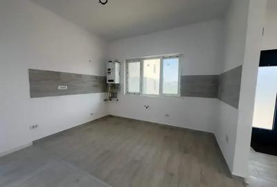 Vila 4 CamereAlipita P+1 | De Vanzare |  Complex Rezidential | Curte - 2