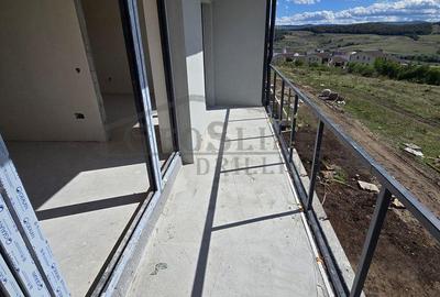 Apartament cu 3 camere decomandat în Baciu - 1