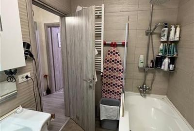 Vanzare Apartament 3 camere Semidecomandat  Cartier Solar - 10