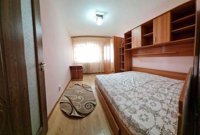 Apartament cu 3 camere decomandat în Exterior Vest - 2