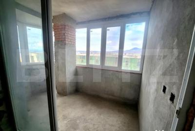 Apartament cu 3 camere semidecomandat în Cugir - 4