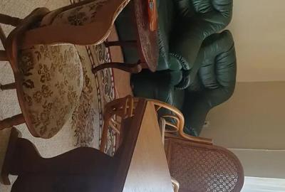 Casă cu 5 camere cu Teren 6000 Mp în Topraisar - 2