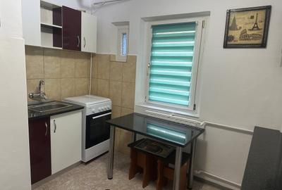 Garsonieră decomandată în Uverturii - 5