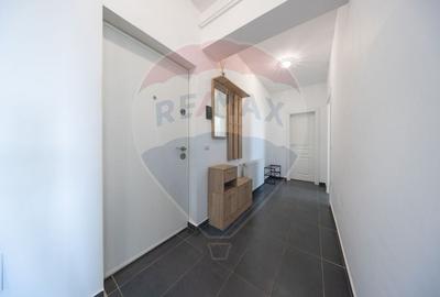 Apartament cu 2 camere decomandat, mobilat în Tractorul - 12
