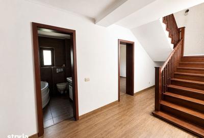 Casă cu 7 camere cu Teren 380 Mp în Giroc