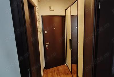 Garsonieră semidecomandată în Tractorul - 6