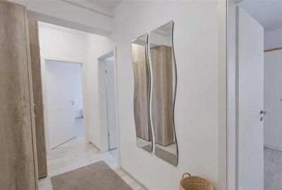 Apartament cu 2 camere decomandat în Tractorul - 3