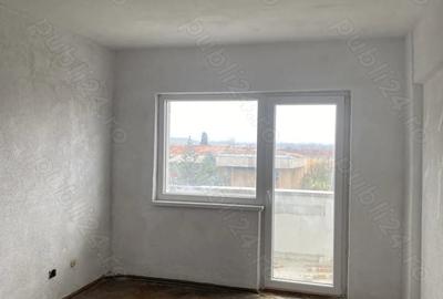 Apartament cu 2 camere decomandat în Central - 2