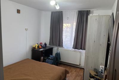 Apartament cu 3 camere decomandat în Central - 2