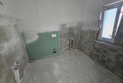 Casă de vânzare | 5 camere + mansardă | 280 mp | 380 mp teren - 7