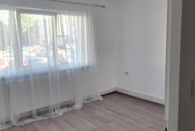Apartament cu 2 camere decomandat în Central - 3