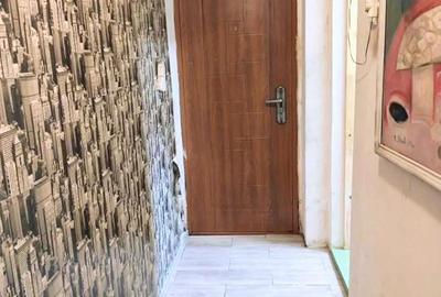 Vand apartament cu 2 camere, Hunedoara, decomandat, zona OM, 45000 euro neg - 2