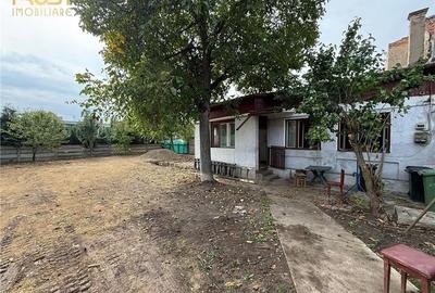 Teren + Casa Veche l 450 MP l Str.Corneliu Coposu - 11