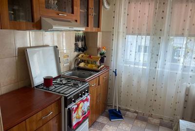 Apartament cu 3 camere semidecomandat în Central - 3