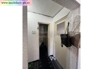 Apartament 3 camere de vanzare: Vest-(str.Persani),etajul 2 - 6