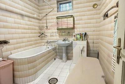 Teren 1060 mp si Casa Strada Luica Sector 4 Teren 1060 mp si Casa Strada Luica Sector 4 - 10