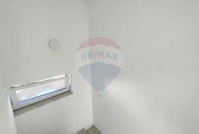 Casa cu 3 camere de vanzare in zona Turnisor Casa cu 3 camere de vanzare in zona Turnisor - 17