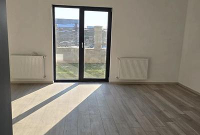 Casa Moderna pe Parter, Utilita?i Complete ?i Terasa Acoperita SACALAZ - 4