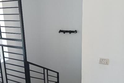 Jumătate de duplex de vanzare situat in Remetea Mare , 132 mp utili, 4 camere, m Jumătate de duplex de vanzare situat in Remetea Mare , 132 mp utili, 4 camere, m - 3