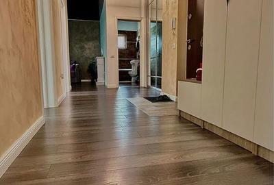 Apartament cu 3 camere decomandat în Runcu - 7
