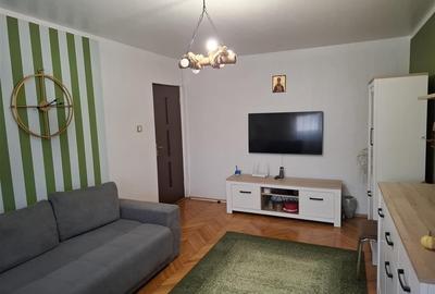 Apartament deosebit decomandat  3 camere zona Soarelui - 11