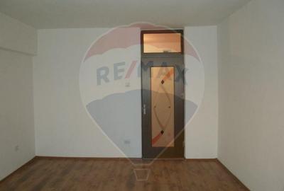 Apartament cu 2 camere decomandat, mobilat în Știrbei Vodă - 2