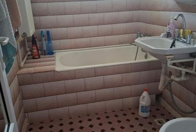 Apartament cu 2 camere semidecomandat, mobilat în Fetești-Gară - 5