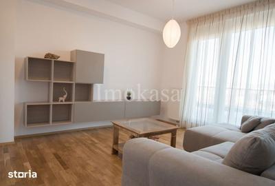 Apartament cu 4 camere în Central - 1