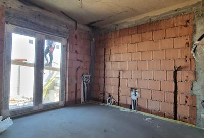 Casă individuală cu 4 camere cu Canalizare în Sud-Est - 3