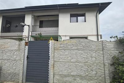 Duplex cu 4 camere cu Teren 248 Mp în Berceni