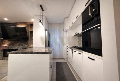 Apartament cu 3 camere semidecomandat, mobilat în Florești - 3
