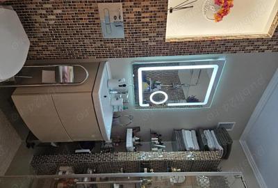 Apartament cu 3 camere decomandat în Central - 1