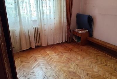 Apartament cu 3 camere decomandat în Mazepa 2 - 2