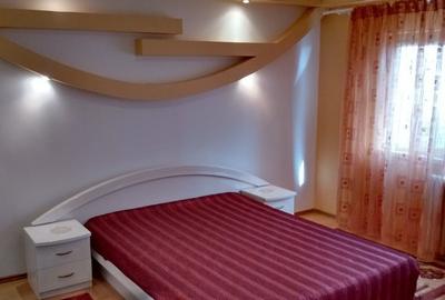 Apartament cu 3 camere decomandat, mobilat în ICIL - 1