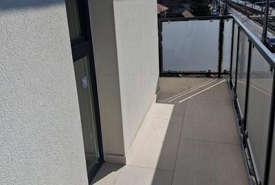 Apartament cu 3 camere în Micălaca - 2