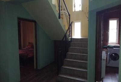 Casă cu 7 camere cu Teren 777 Mp în Chișineu-Criș - 2