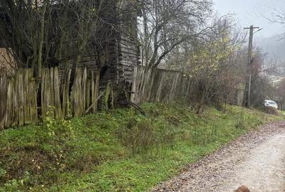 Casă cu 3 camere cu Teren 2000 Mp în Voloiac - 2