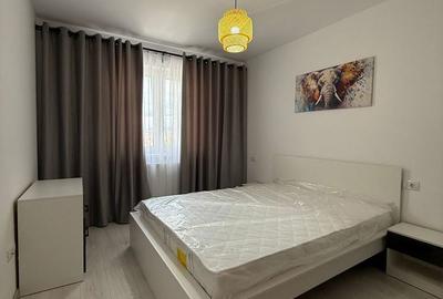 Apartament cu 3 camere în Tractorul - 7