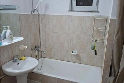 Apartament cu 3 camere decomandat în Central - 3
