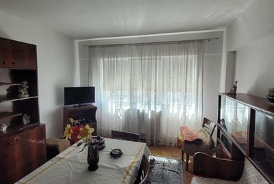 Apartament cu 2 camere decomandat în Central - 1