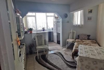 Apartament cu 2 camere decomandat, mobilat în Mărăști