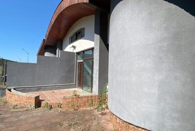 Casa tip duplex 137 mp, curte mare 383 mp, zona linistita